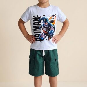 Conjunto Infantil Batman con Camiseta Estampada y Short Verde para Niño